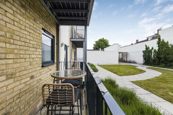 2 Elrington House -003.jpg