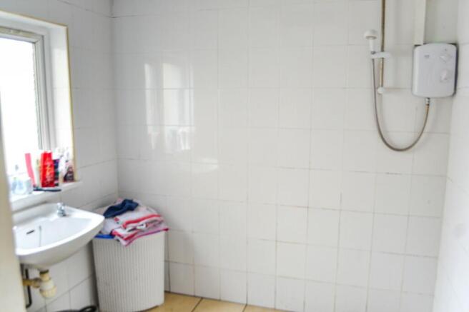 Downstairs Wet Room