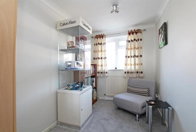 17KR - Bedroom three.jpg