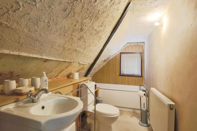 2 bed Terraced for sale Image 9