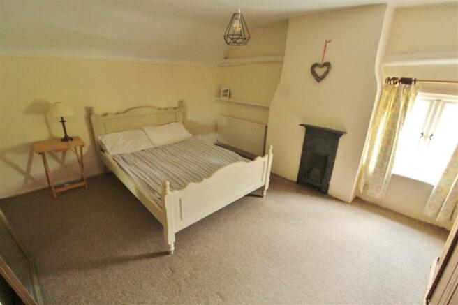 BEDROOM - Further