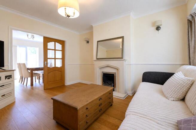 3 bed Semi-Detached for sale Image 6