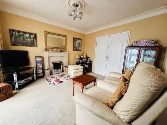 Moorhey Drive, Penwortham, Preston photo 4