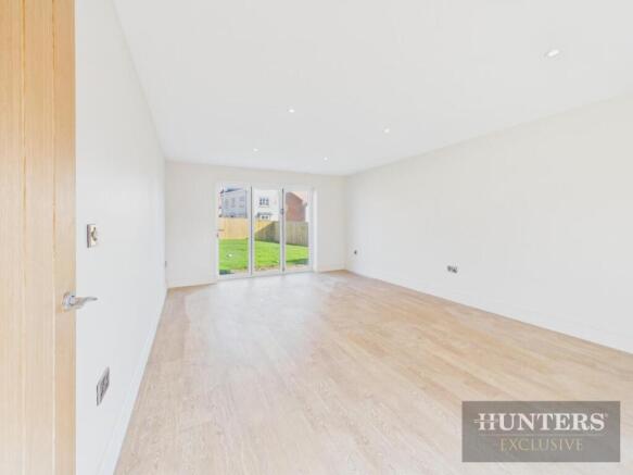 3 bed Terraced for sale Image 6