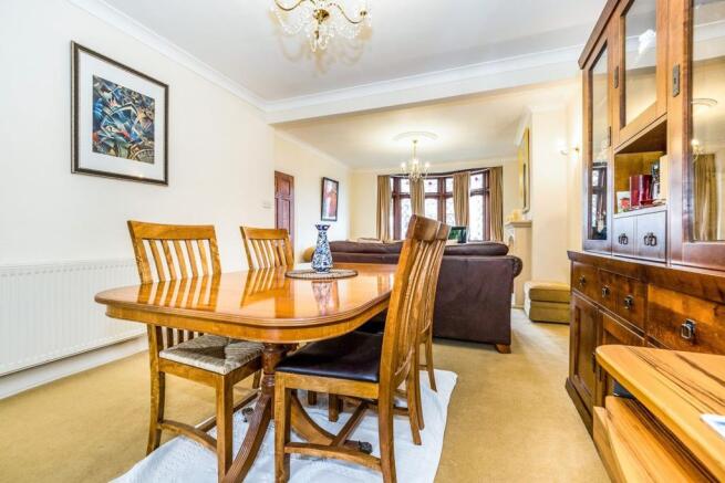 Lounge/Dining Room
