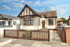 234, Oaks Lane, Newbury Park, Ilford IG2 7QH