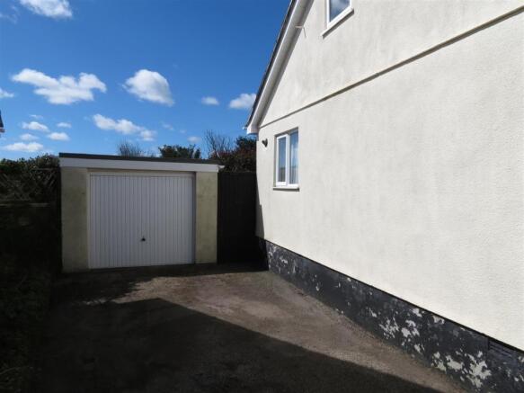 Garage: