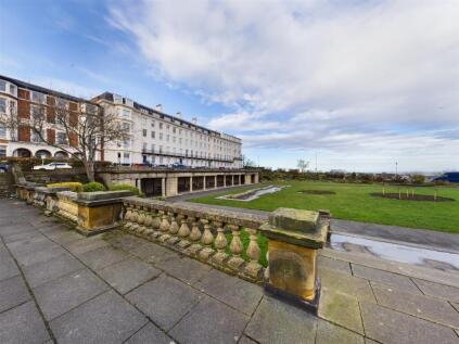 Prince Of Wales Apartments , Prince Of Wales Terrace, Scarborough
