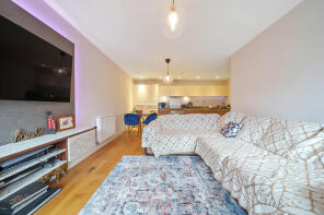 22, 8 Graphite Court, Arla Place, Ruislip HA4 0FF