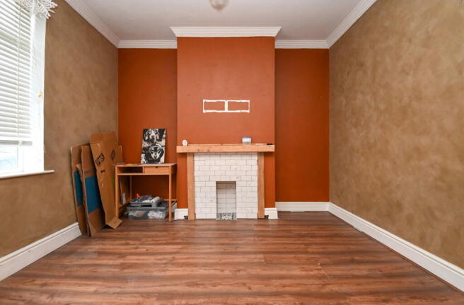 3 bed Semi-Detached for sale Image 5