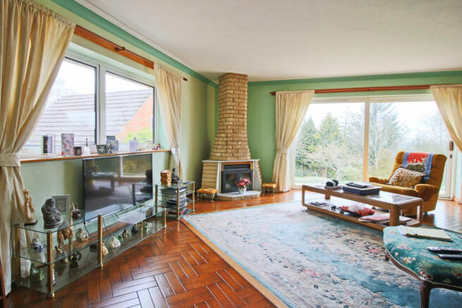 Lounge.