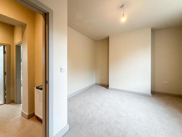 2 bed Maisonette for sale Image 9