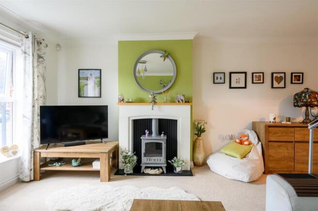 3 bed Town House for sale Image 8