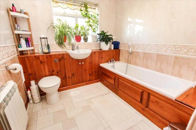 Ensuite Bathroom