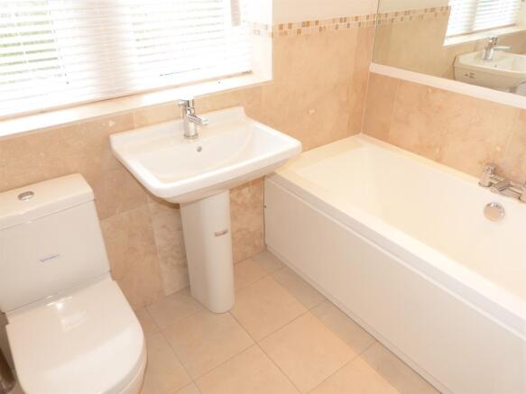 EN SUITE