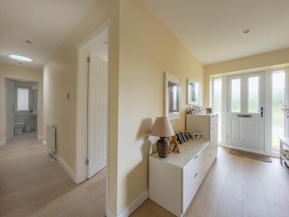 3 bed Detached Bungalow for sale Image 9