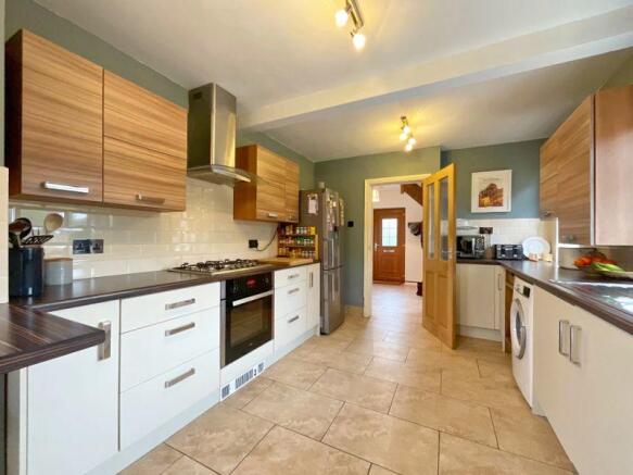 Kitchen/Dining...