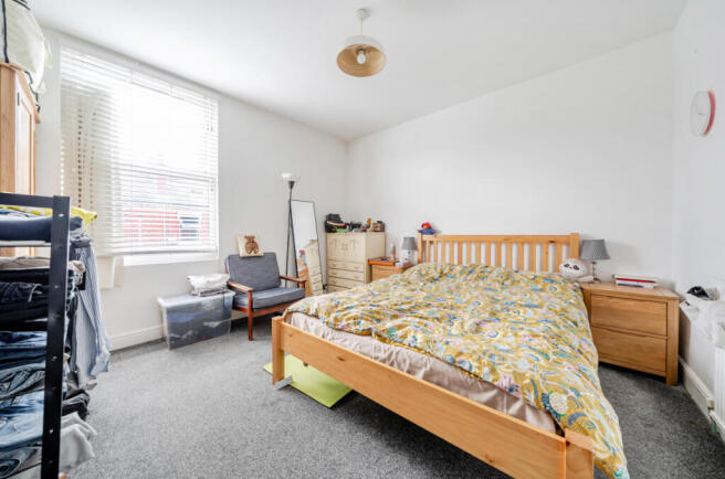 4 bed Terraced for sale Image 10