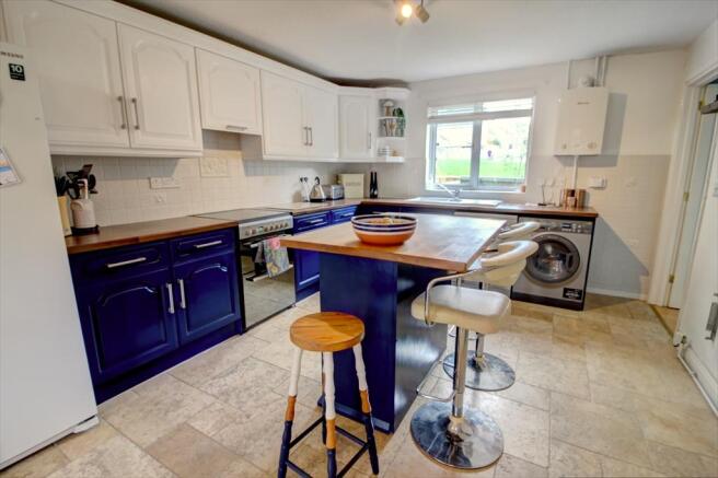 Kitchen 3