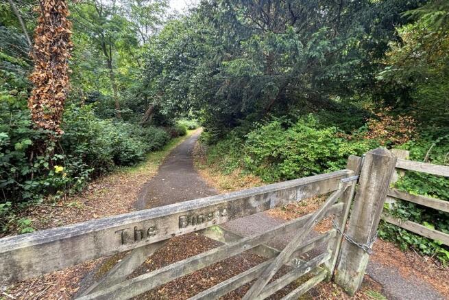 Path to Westbourne