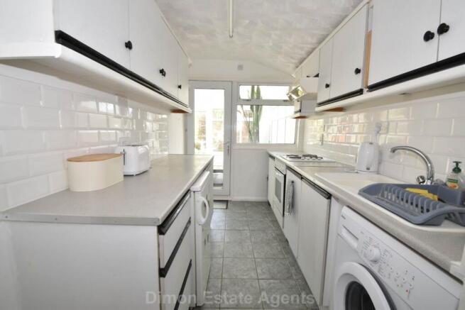 Martello Close, Gomer photo 5