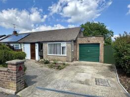 6, Summerfields Road, Chard TA20 2DX