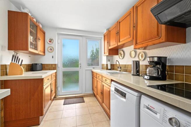 Kitchen_1.jpeg