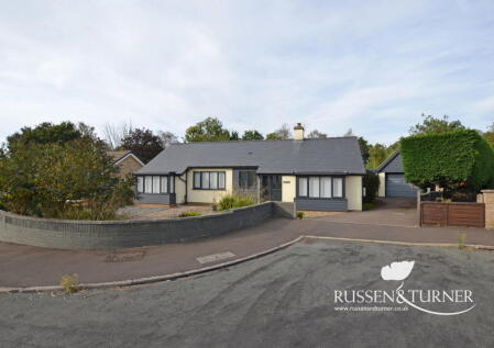 Briar Close, South Wootton - A modern and beautifully presented bungalow