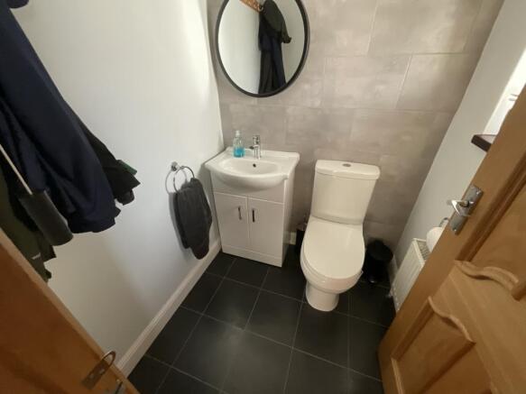 Cloakroom WC