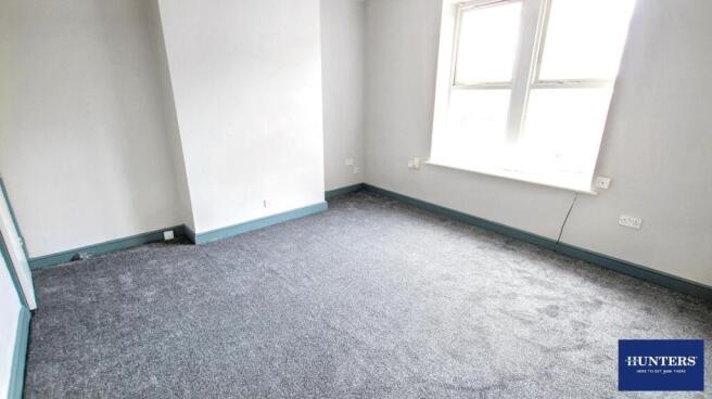2 bed Apartment to rent Image 5