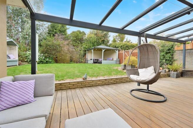 7 Greatfield Close-32.jpg