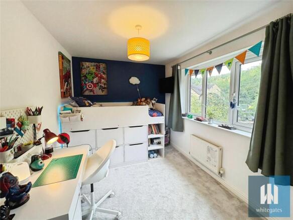 4 bed Detached for sale Image 12