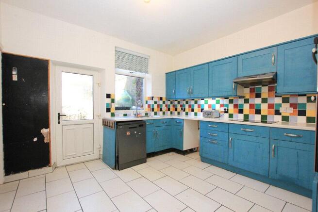 3 bed Terraced for sale Image 4