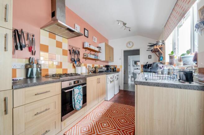 1435728-6-69ccfdf60e2e5