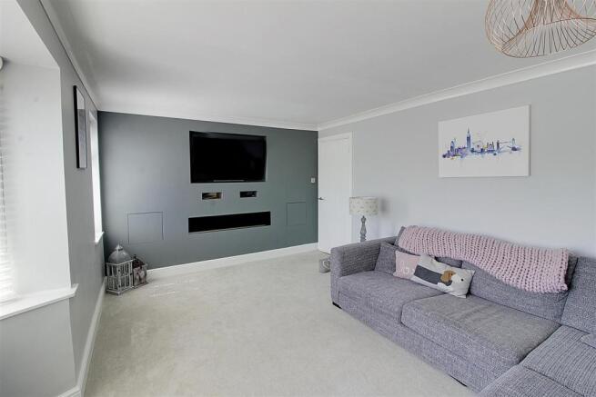 lounge 2.jpg