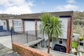 87, Erlstoke Close, Plymouth PL6 5QN