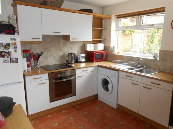 REAR DINING KITCHEN measuring
