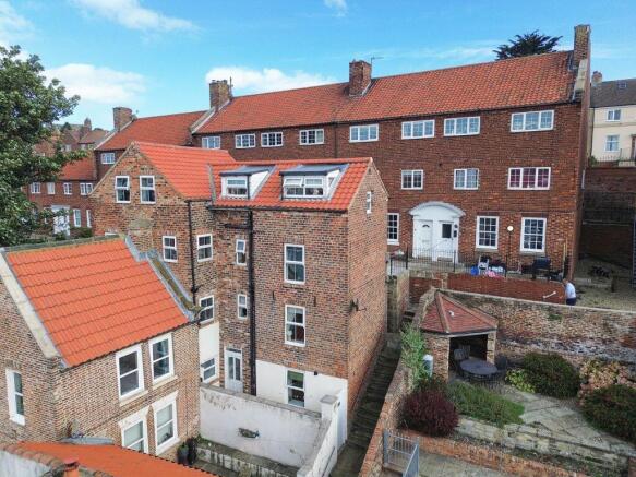 2-bed house on Cairns Cottage, Long Steps, Whitby, £175,000
