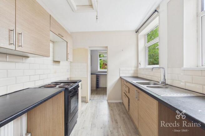 3 bed End of Terrace to rent Image 4
