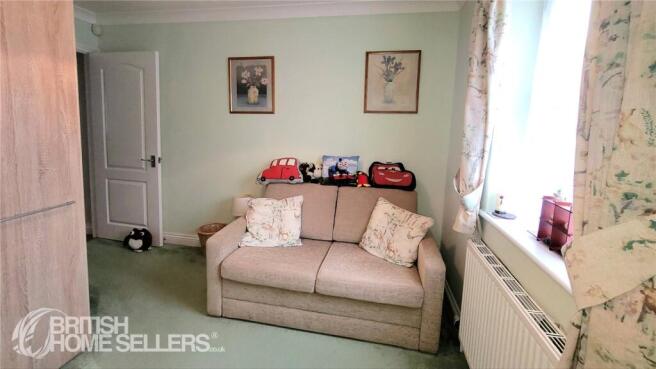 3 bed Bungalow for sale Image 7