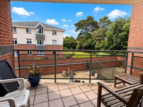 Portarlington Road, WESTBOURNE, BH4 photo 2