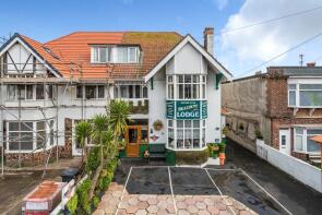 Braedene Hotel, 22, Manor Road, Preston, Paignton TQ3 2HR