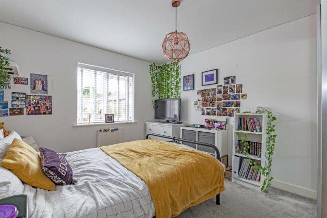 Bedroom 2-1.jpg