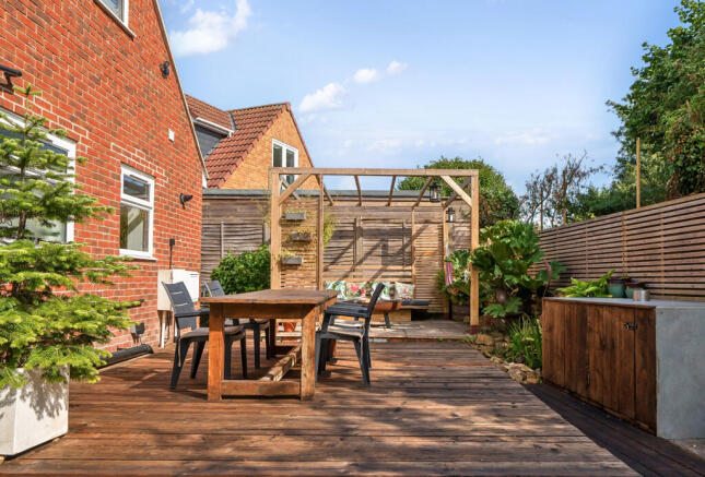 1329829-6-6887a35...