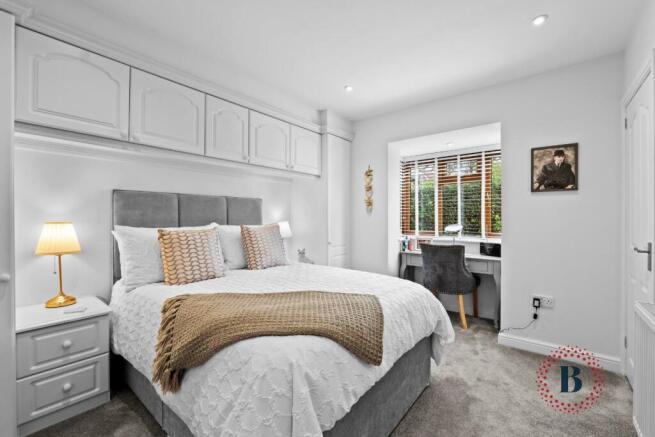 Beale Close, Bishops Tachbrook, Leamington Spa photo 4