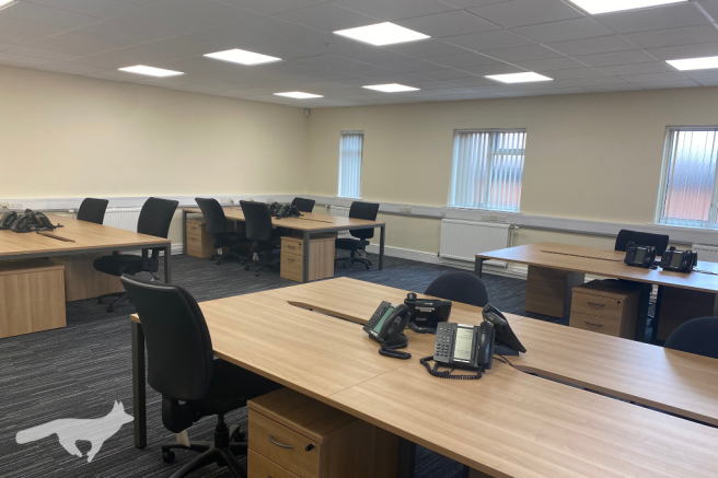 Office: > 18 desks