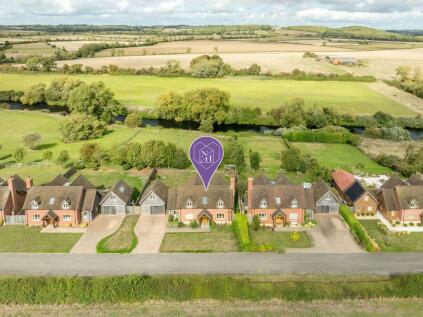 RIVERSIDE Location, Stunning views, just under 1 acre with detached annexe