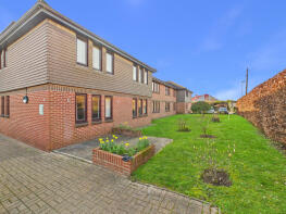Flat 3, Hambleside Court, Hamble Lane, Southampton SO31 4QE