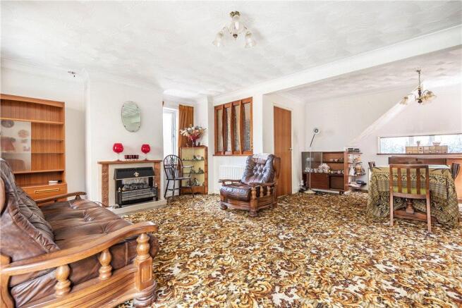 Sitting/Dining Room