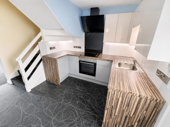 KITCHEN NEW.png